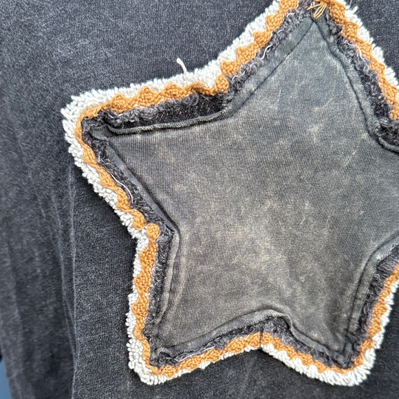 SHEIN Black Star Patch Top XL cotton star shirt - Picture 2 of 8